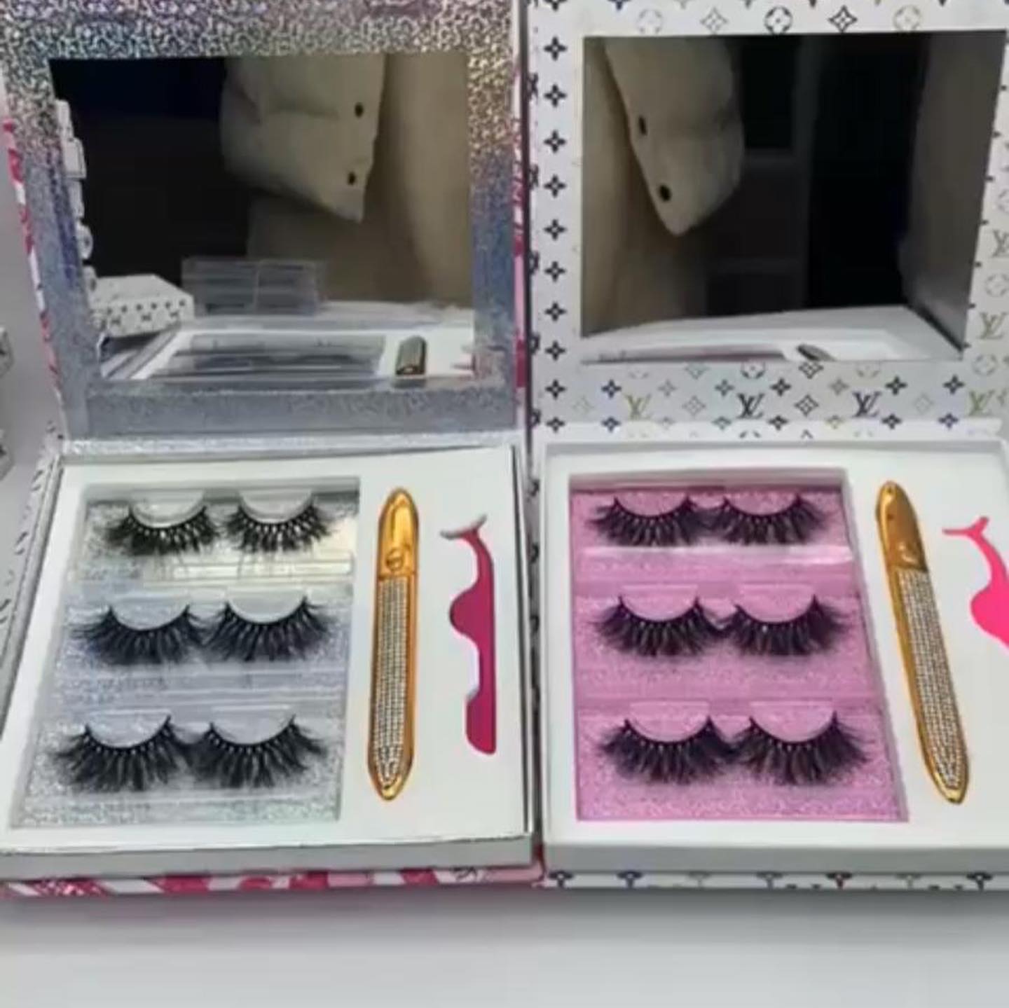 Lash vendors mink