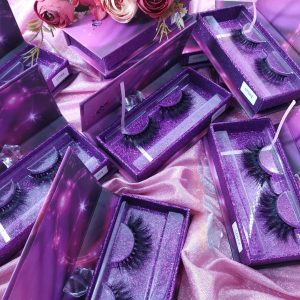 Wholesale eyelash vendors