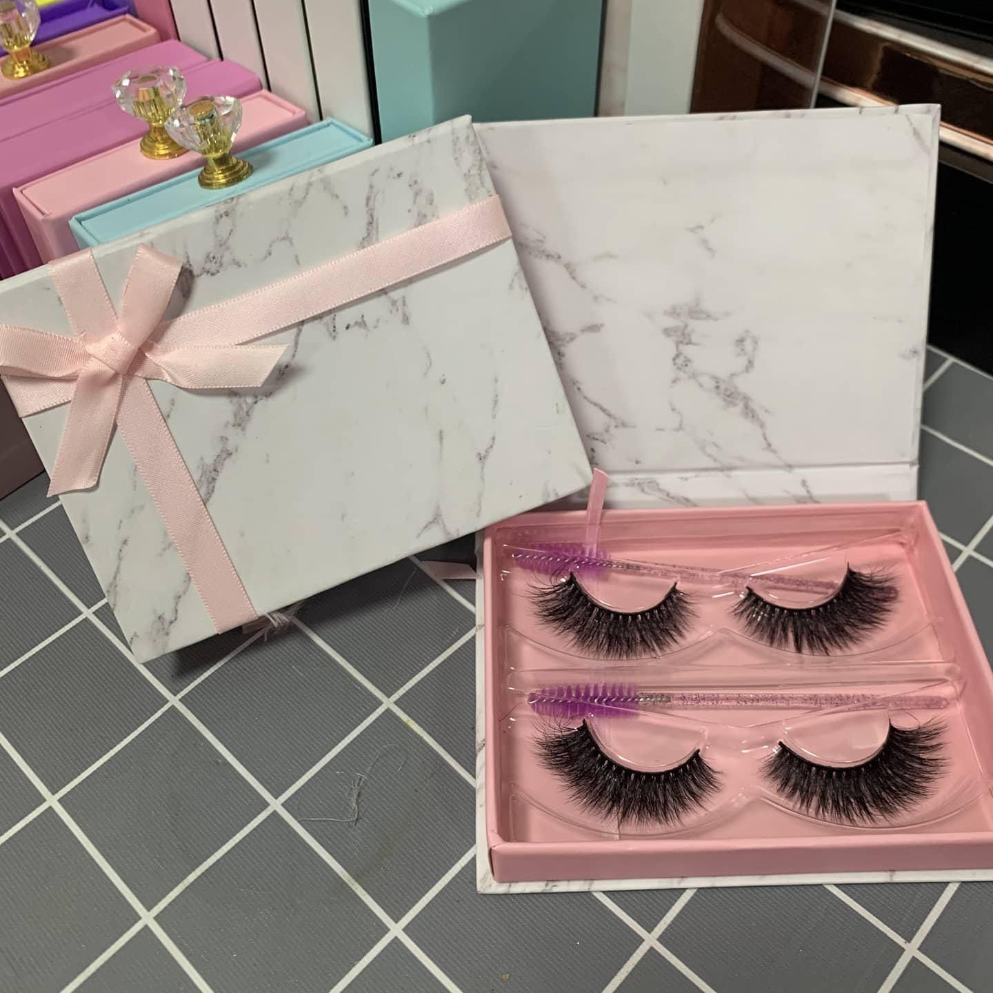 Eyelash vendors wholesale